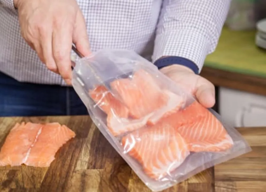 Cortes de carne empacados al vacío